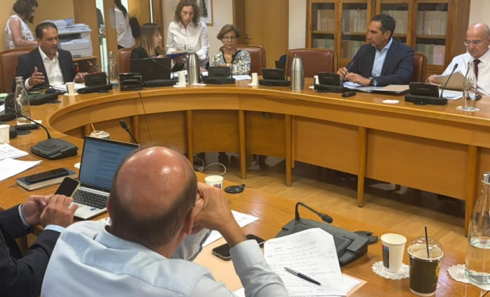 Περιορισμοί στην απόκτηση γης από ξένους – Ψάχνουν φόρμουλα για τα νομικά πρόσωπα